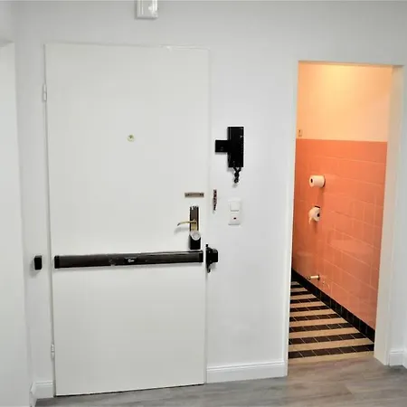 Ruettenscheid/ Grosse Apartment Essen