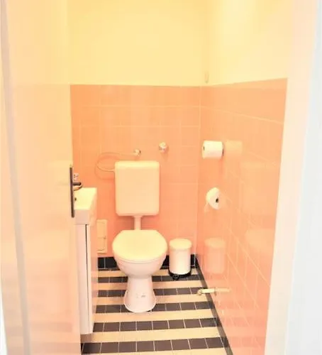 Ruettenscheid/ Grosse Lejlighed *